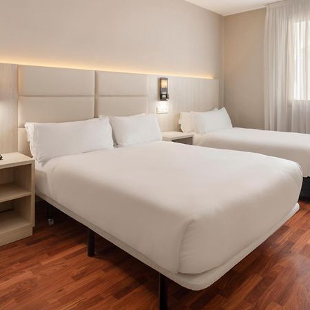 B&B Hotel Zaragoza Royal Екстериор снимка