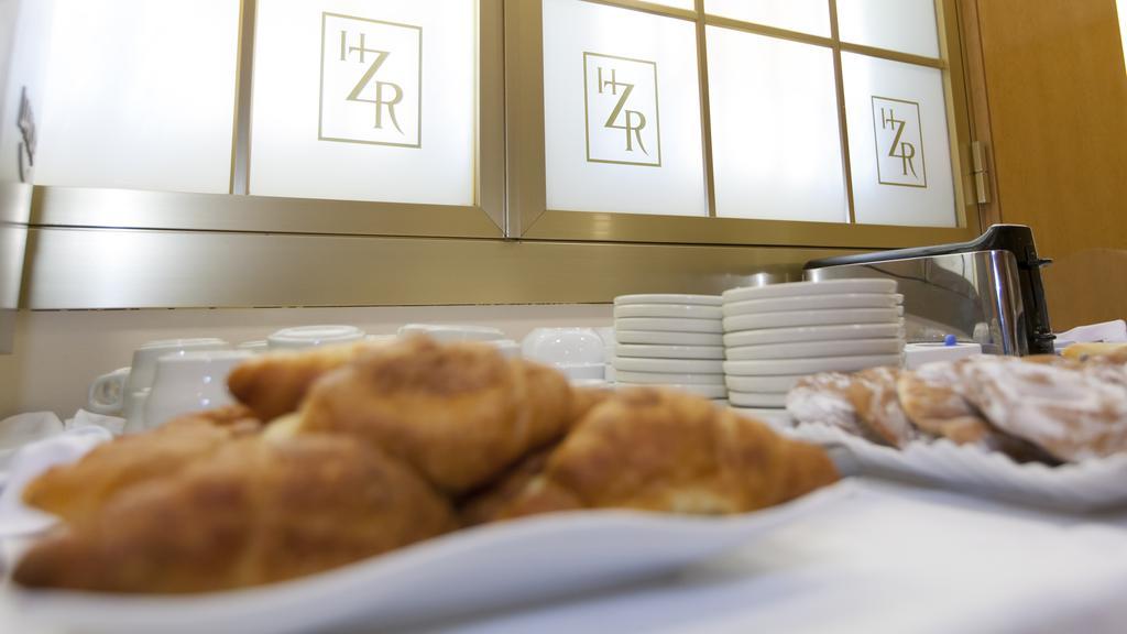 B&B Hotel Zaragoza Royal Екстериор снимка
