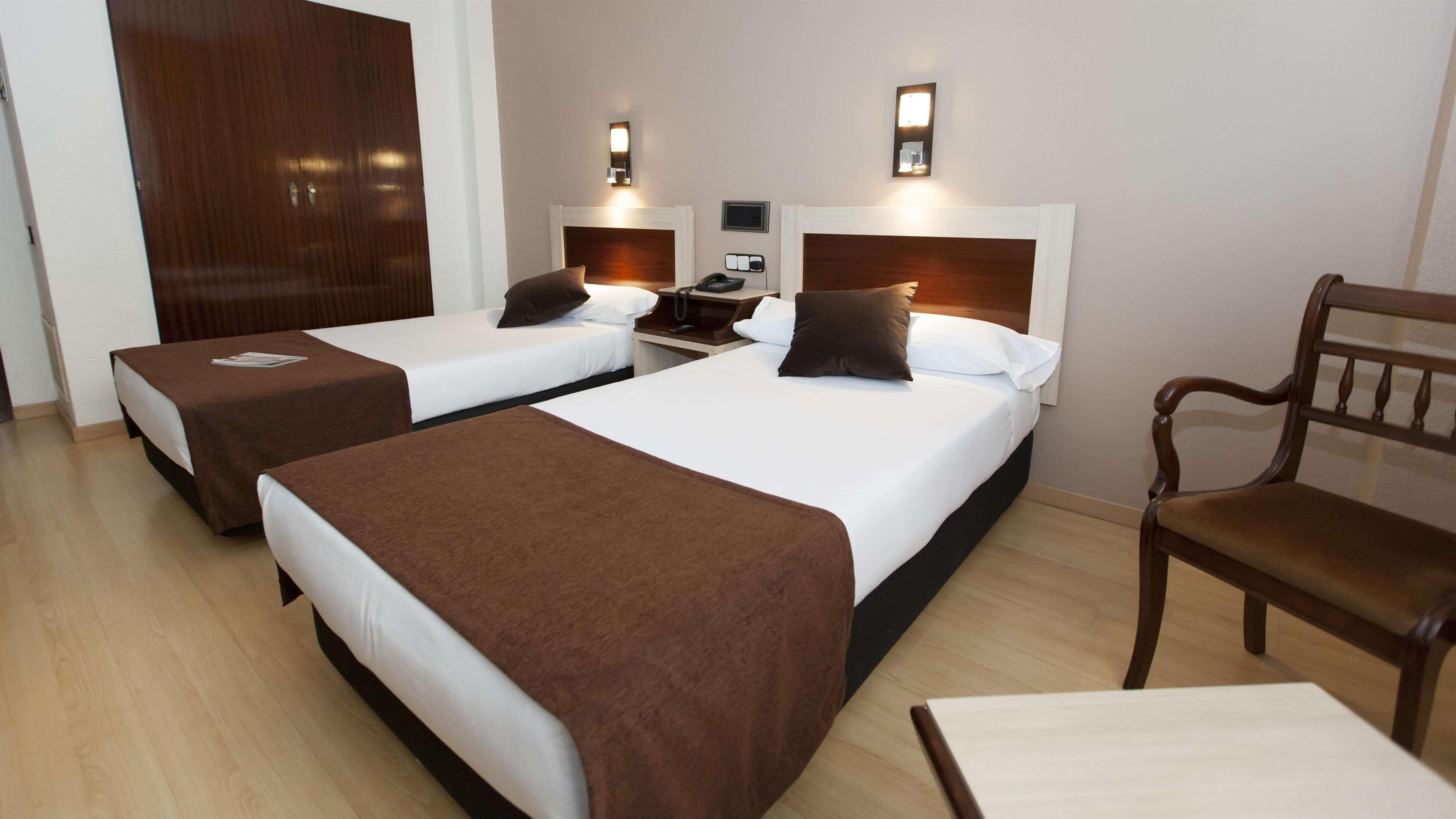 B&B Hotel Zaragoza Royal Екстериор снимка