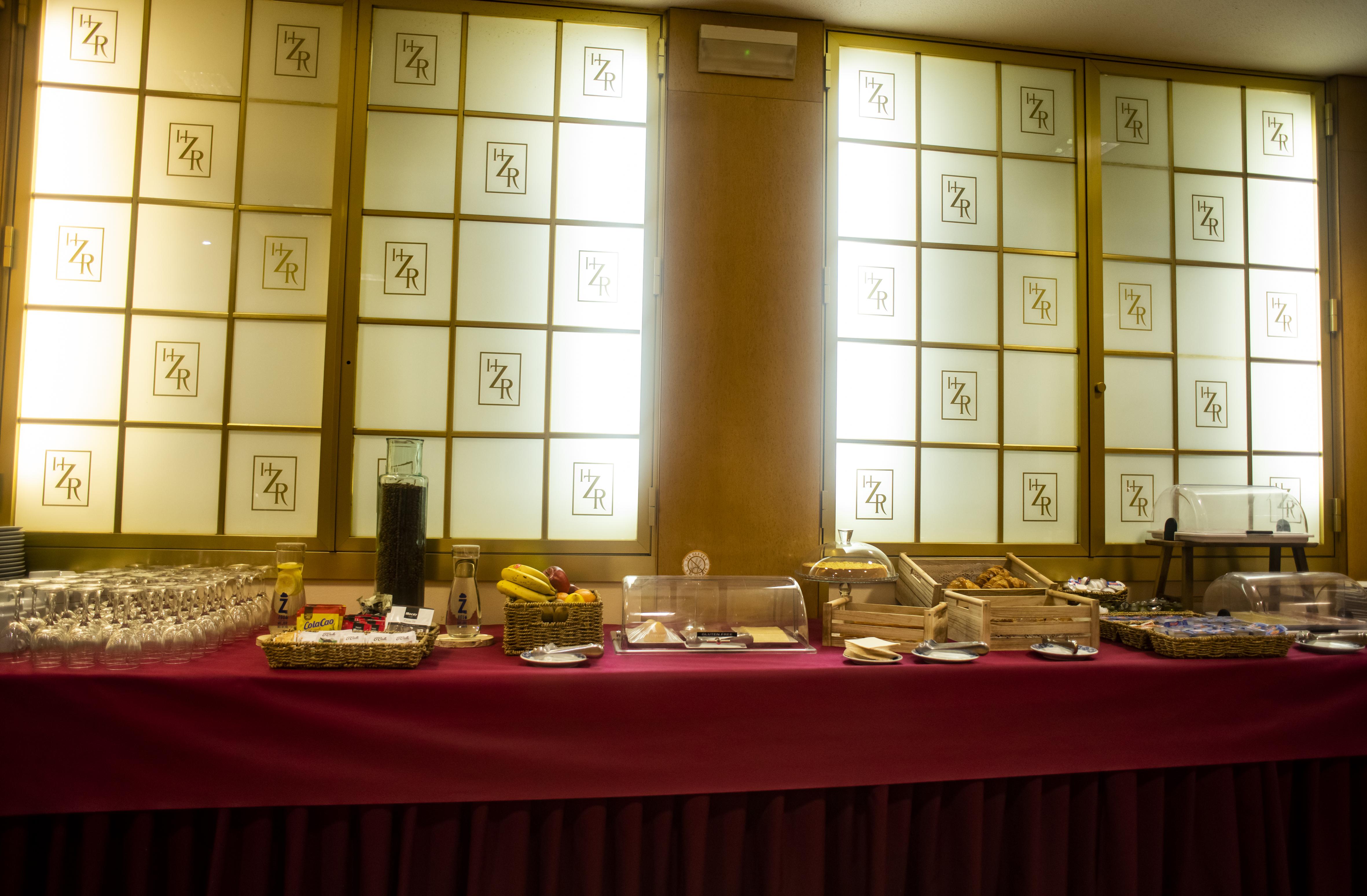 B&B Hotel Zaragoza Royal Екстериор снимка