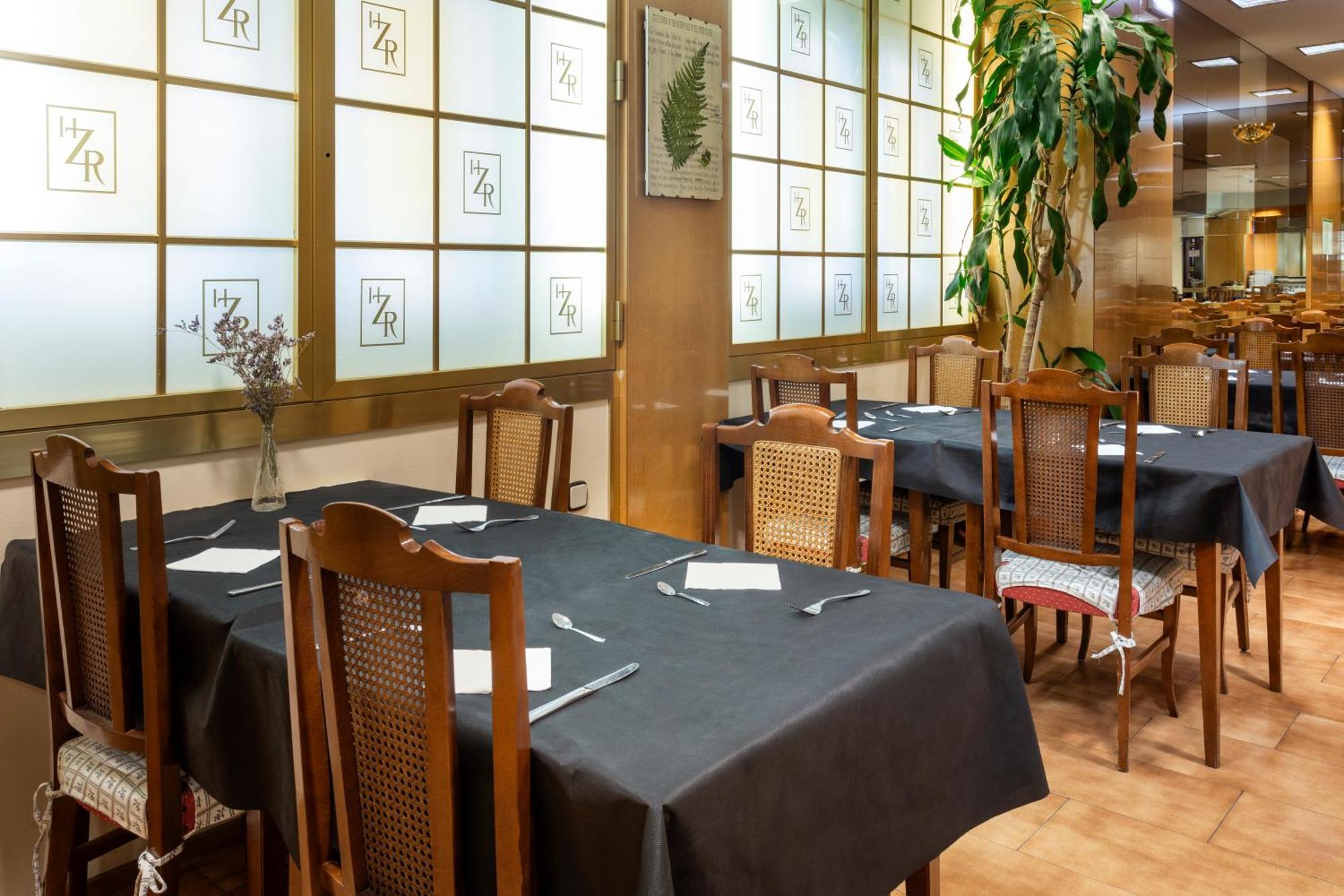 B&B Hotel Zaragoza Royal Екстериор снимка
