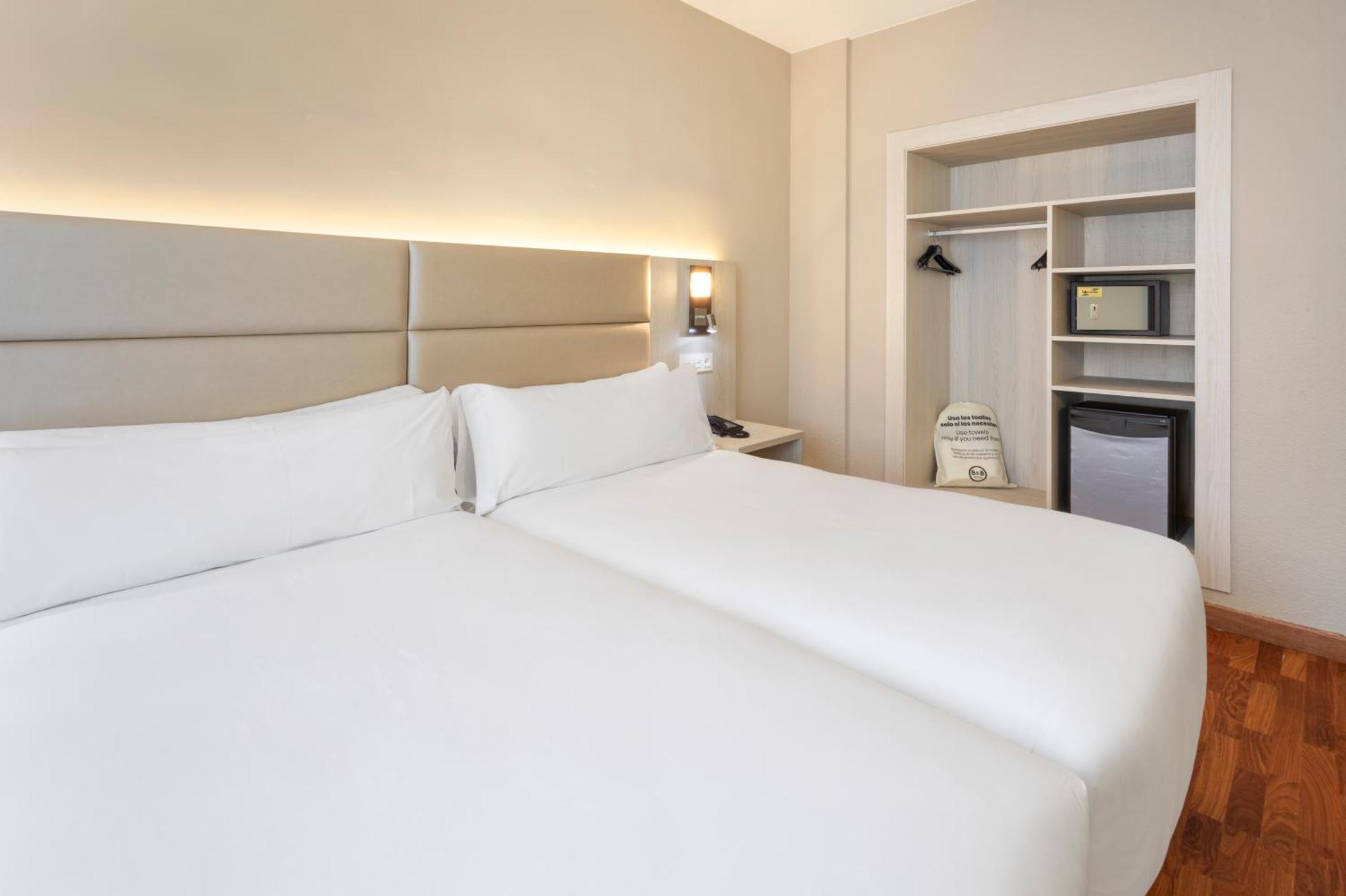 B&B Hotel Zaragoza Royal Екстериор снимка
