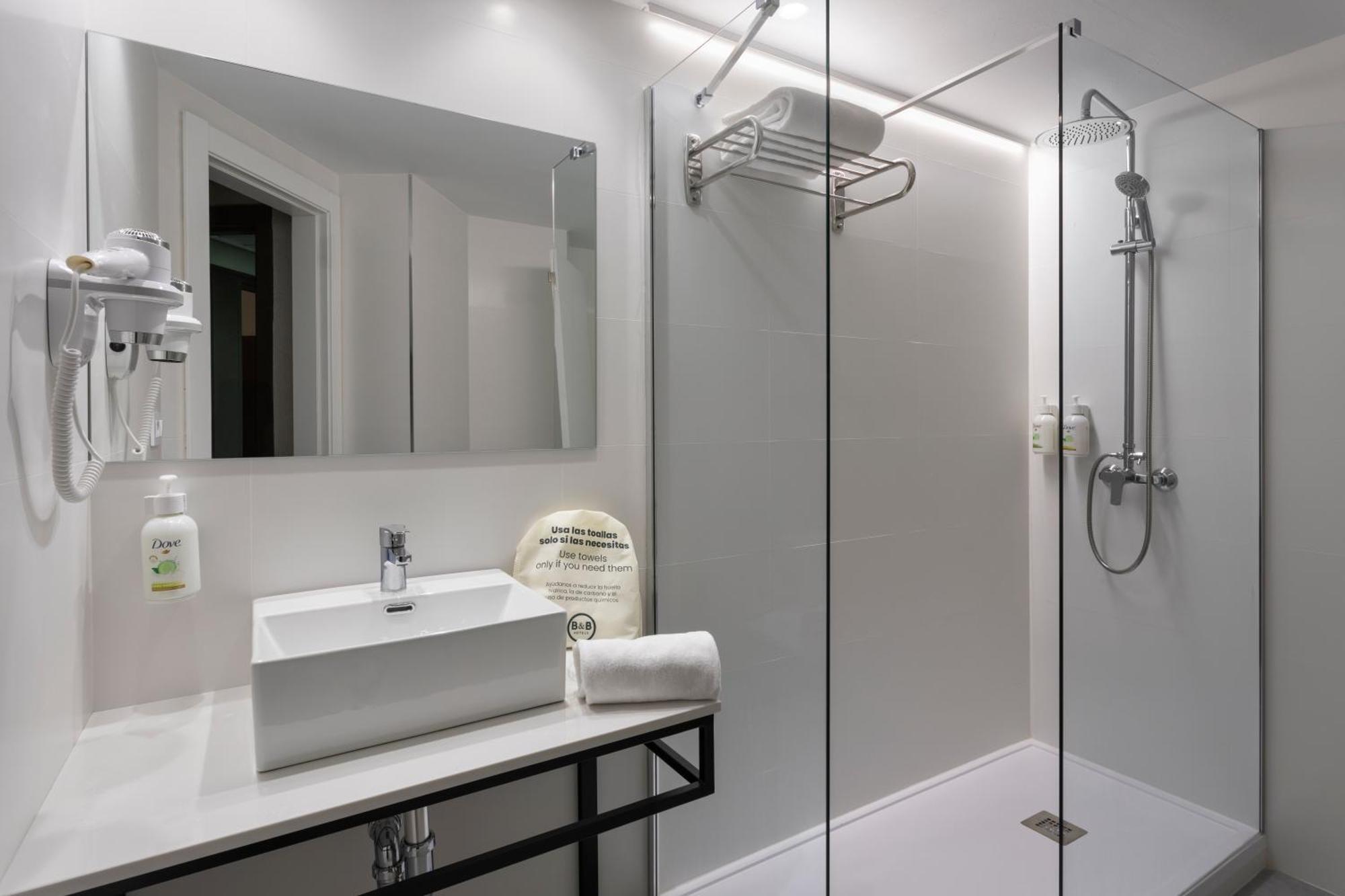 B&B Hotel Zaragoza Royal Екстериор снимка