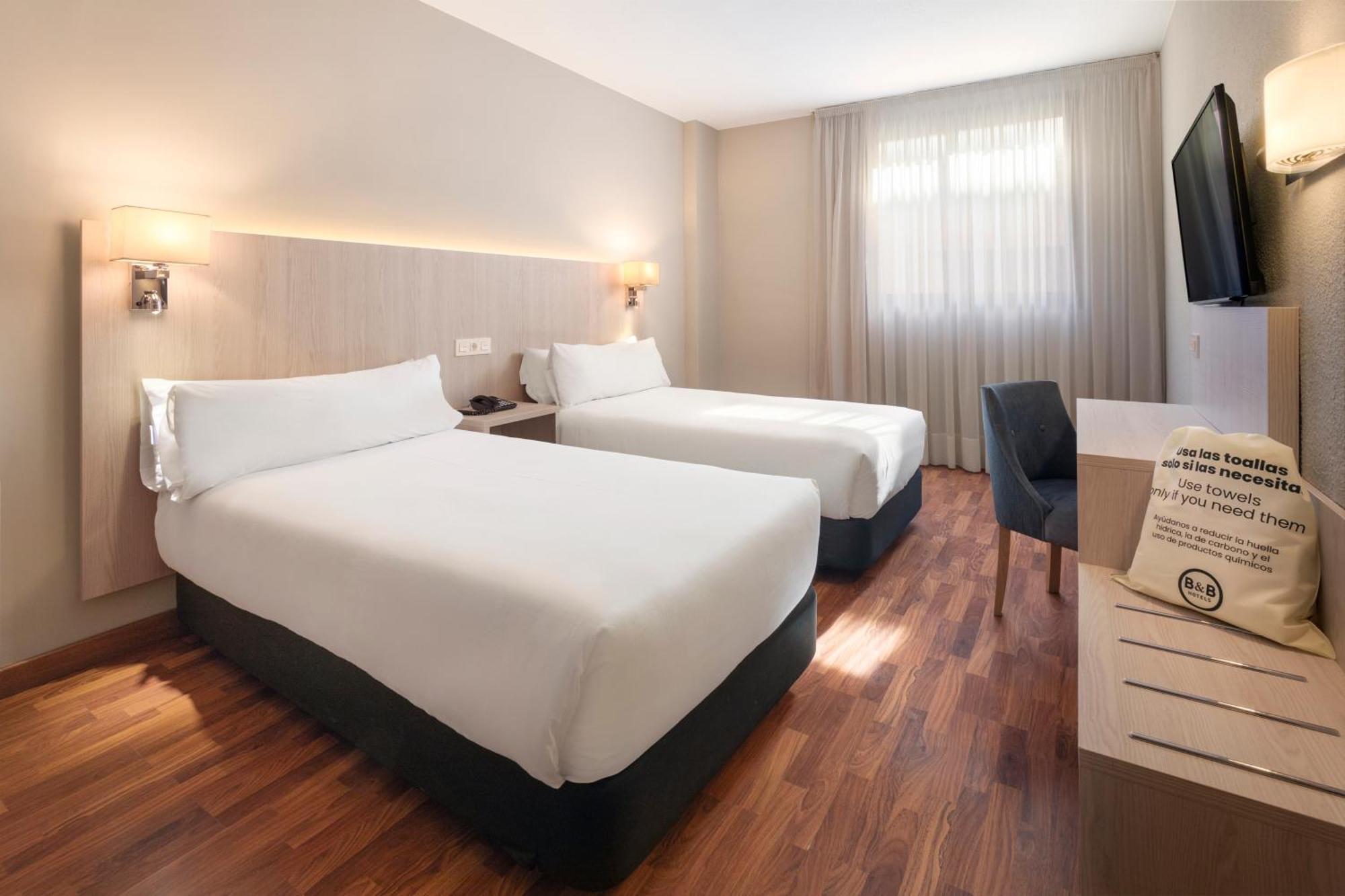 B&B Hotel Zaragoza Royal Екстериор снимка