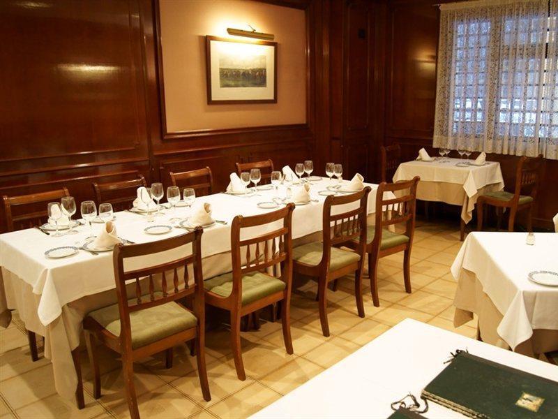B&B Hotel Zaragoza Royal Екстериор снимка